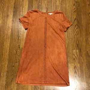 Love riche Suede dress with pockets!